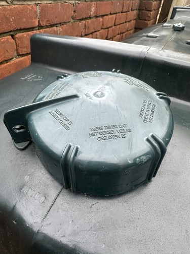 Kingspan oil tank - oil, lid